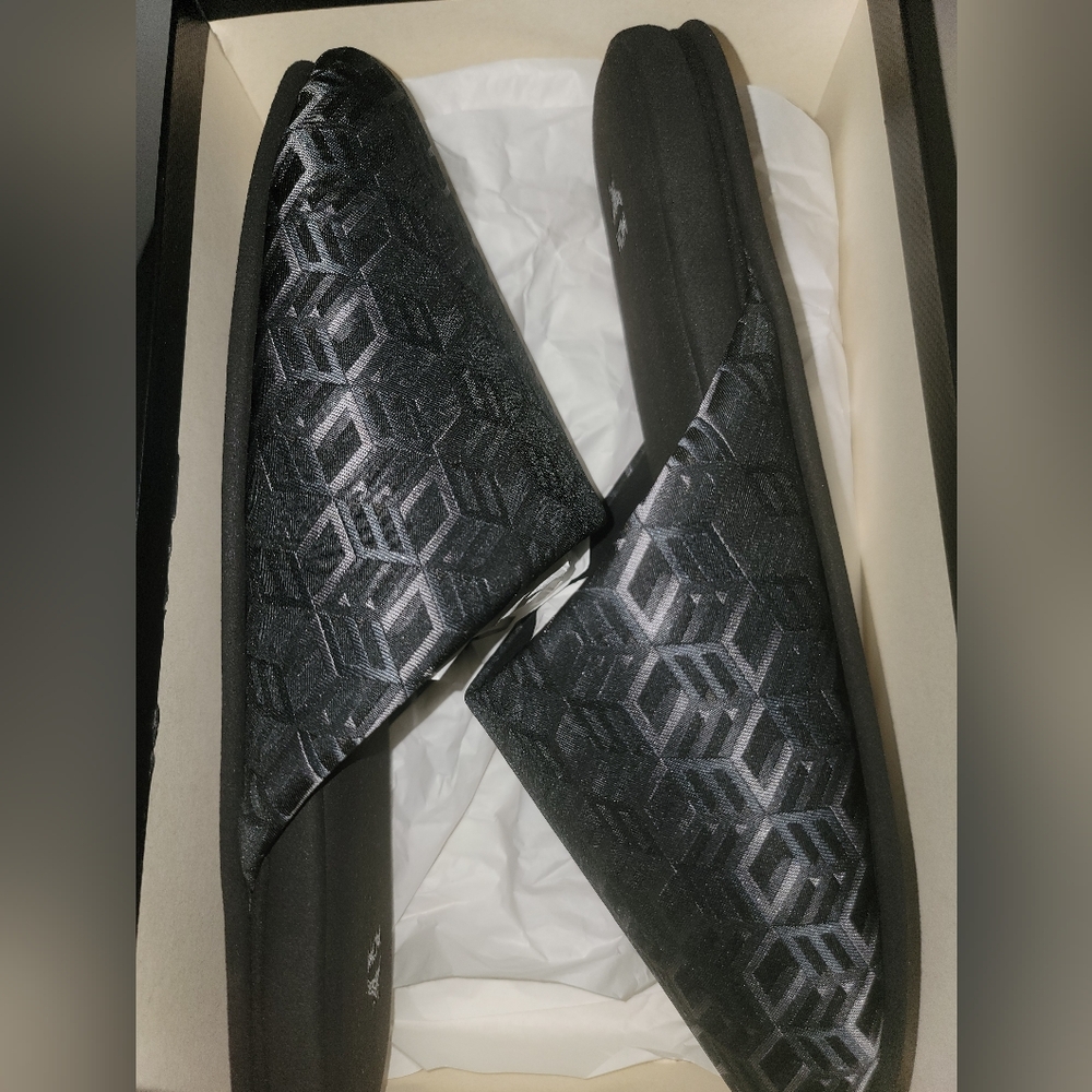 Mcm mens Slippers
